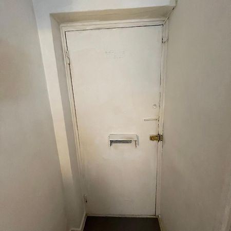Spacious 3 Bedroom Flat In The Heart Of Shoreditch Лондон Екстериор снимка
