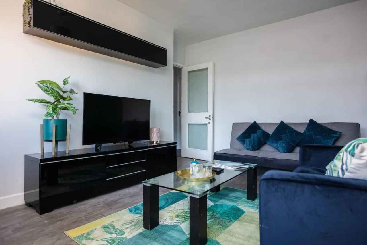 Spacious 3 Bedroom Flat In The Heart Of Shoreditch Лондон Екстериор снимка