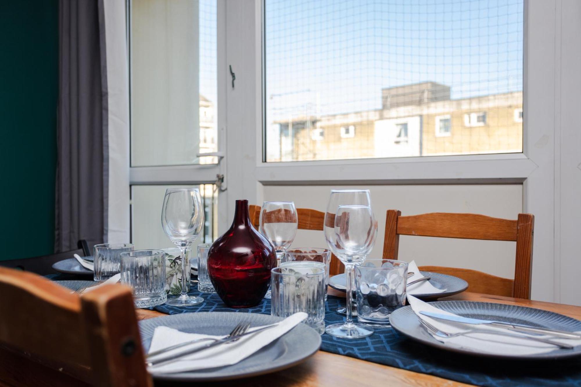 Spacious 3 Bedroom Flat In The Heart Of Shoreditch Лондон Екстериор снимка