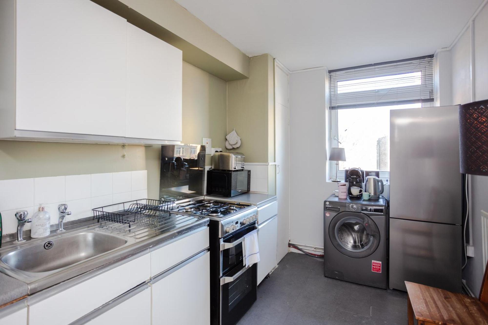 Spacious 3 Bedroom Flat In The Heart Of Shoreditch Лондон Екстериор снимка