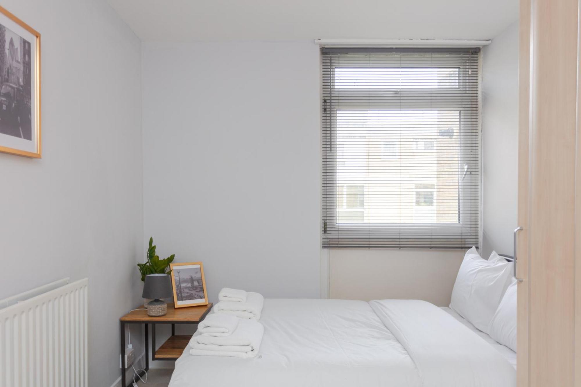 Spacious 3 Bedroom Flat In The Heart Of Shoreditch Лондон Екстериор снимка