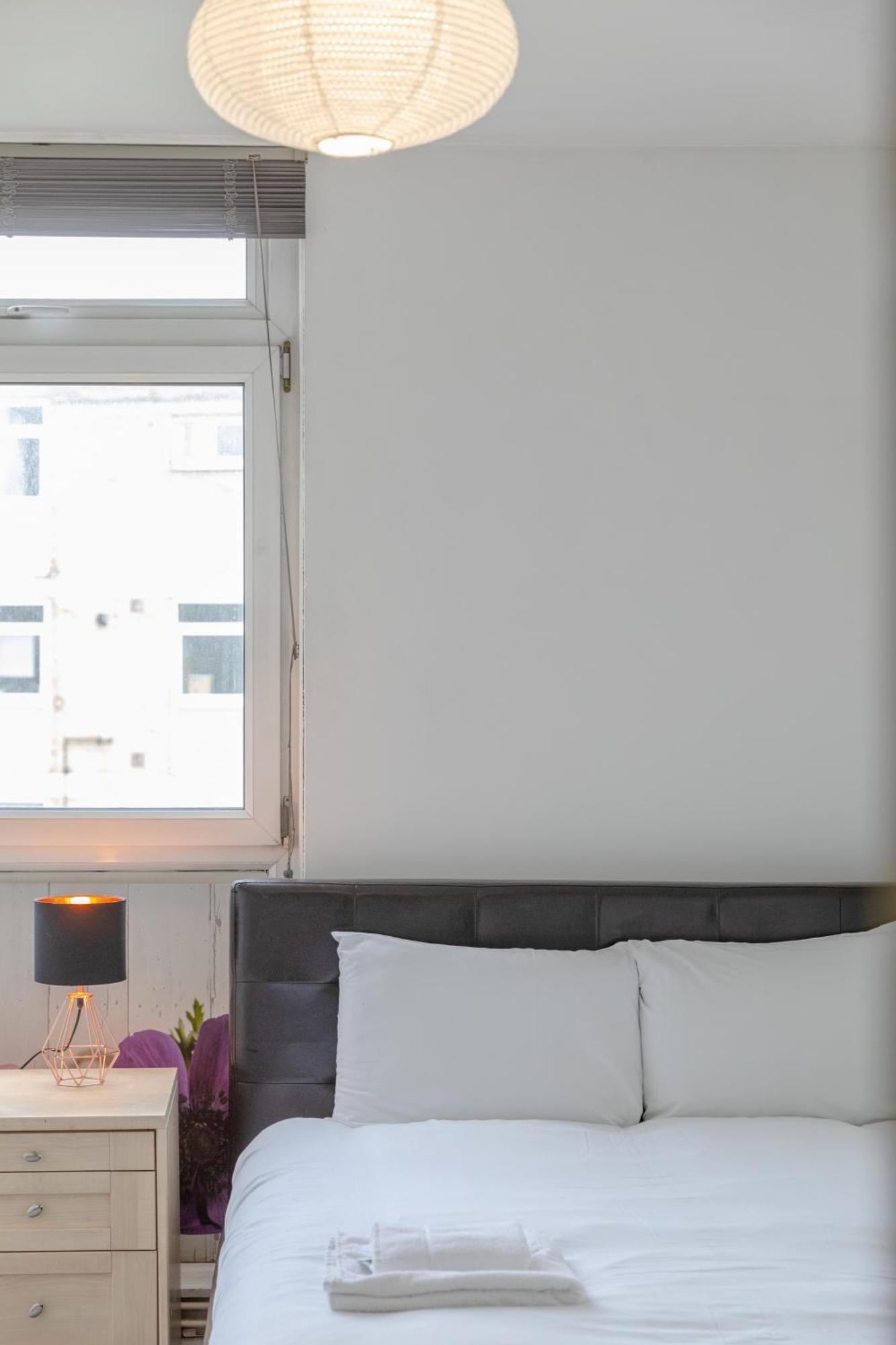 Spacious 3 Bedroom Flat In The Heart Of Shoreditch Лондон Екстериор снимка