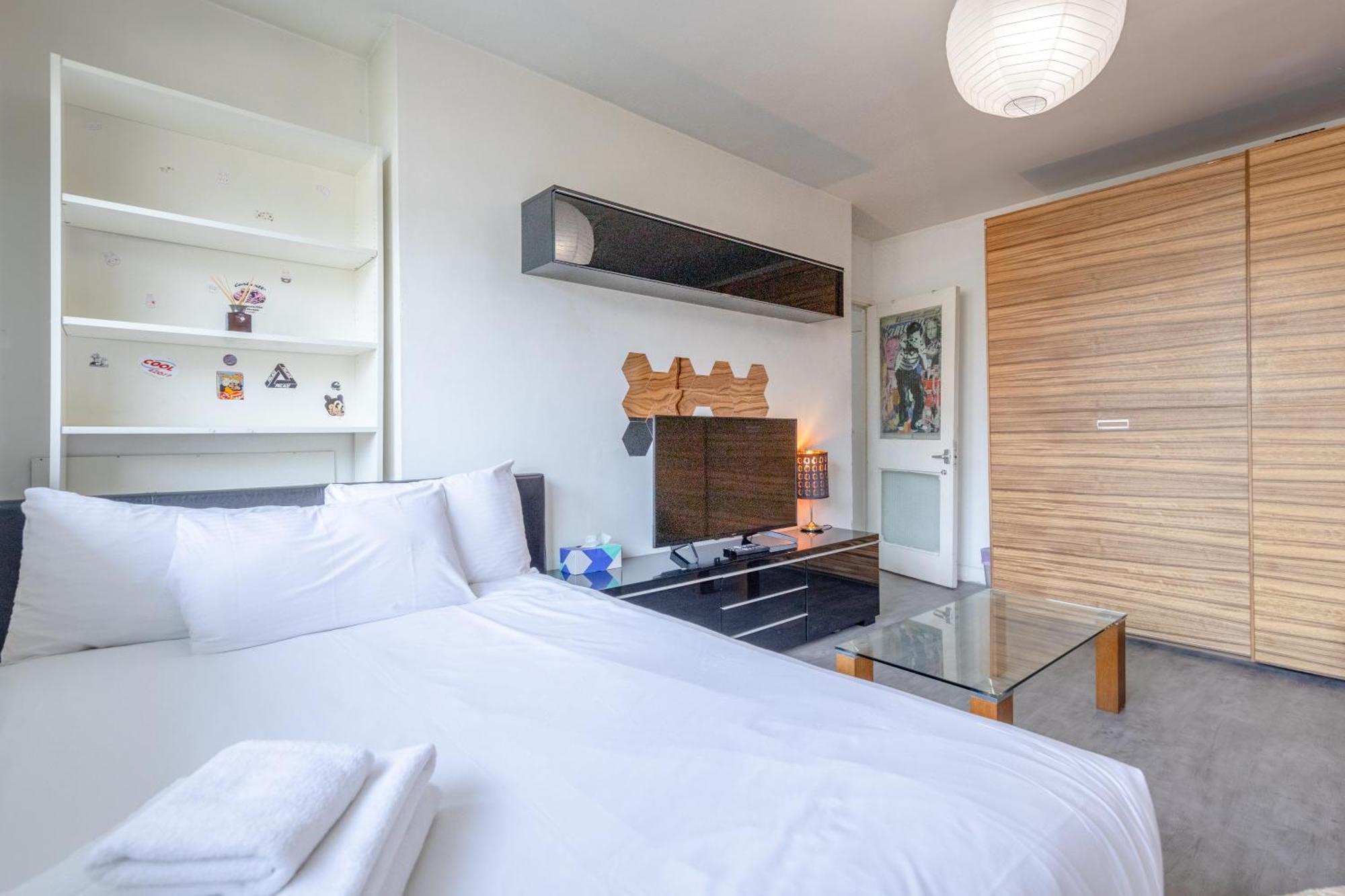Spacious 3 Bedroom Flat In The Heart Of Shoreditch Лондон Екстериор снимка