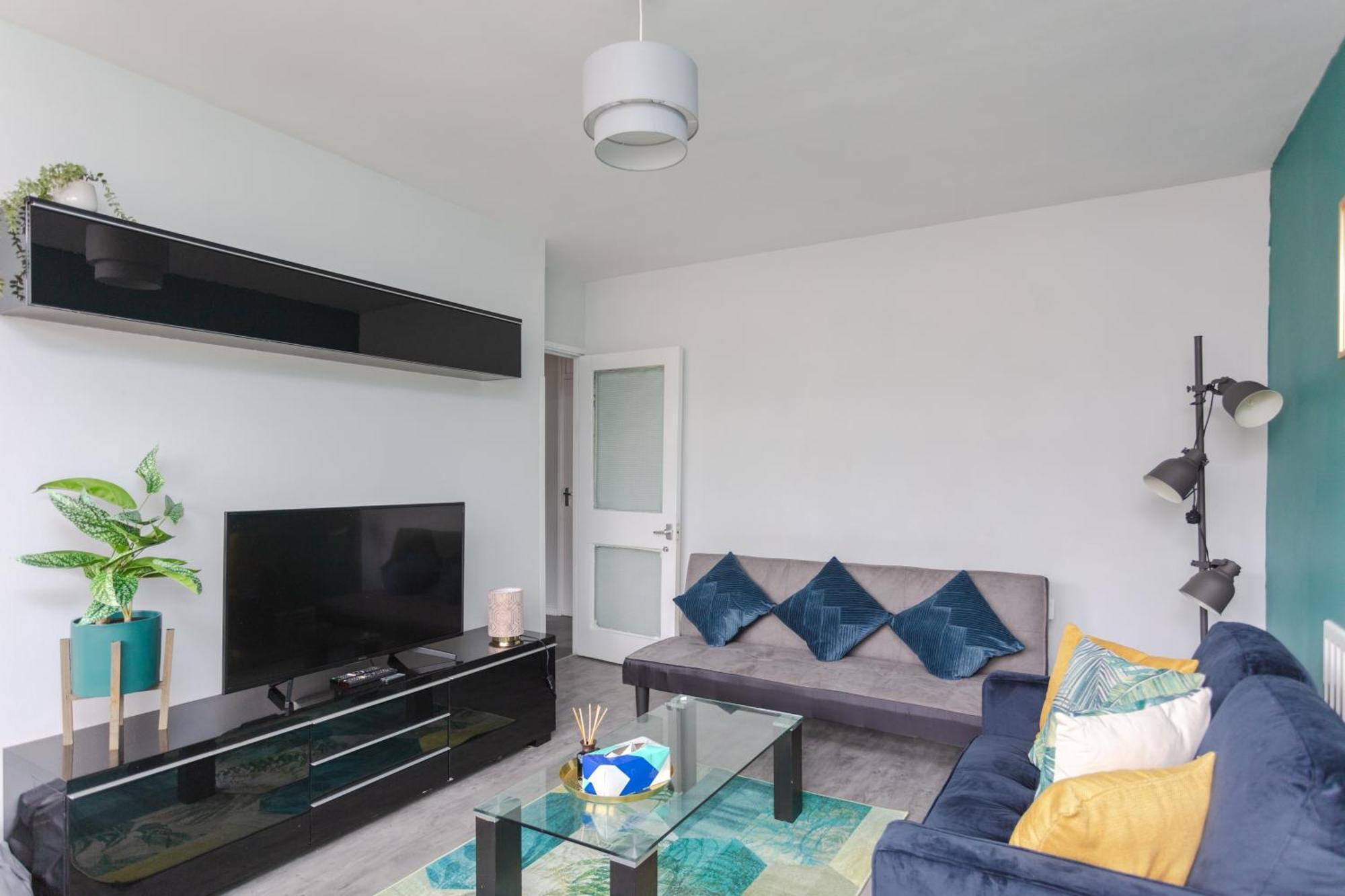 Spacious 3 Bedroom Flat In The Heart Of Shoreditch Лондон Екстериор снимка